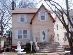 1663 Edward Terrace